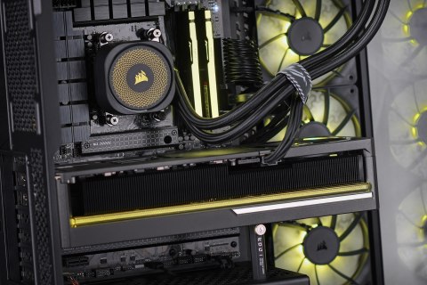 Actina iCUE 7800X3D/32GB/2TB/RX9070XT/850W