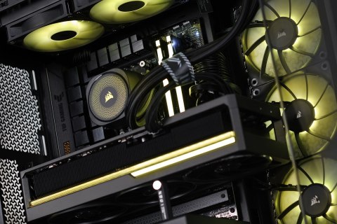 Actina iCUE i7-14700KF/32GB/2TB/RTX5080/1000W