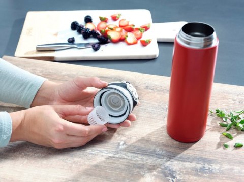 Kubek termiczny Flip 600 ml, czerwony 3273 LEIFHEIT