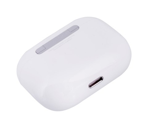 AirPods (3rd gen) with Lightning Charging Case AirPods (3rd gen) with Lightning Charging Case