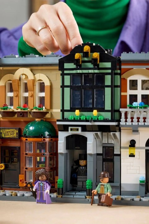LEGO 10351 ICONS - Sherlock Holmes: Book nook LEGO 10351 ICONS - Sherlock Holmes: Book nook