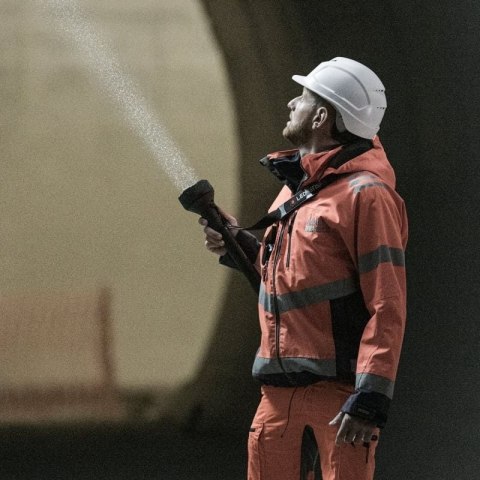 Latarka Ledlenser P21R