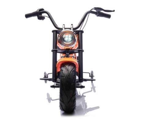 MOTOR CHOPPER "HELD", POMPOWANE KOŁA DO 25 KM/H, PODŚWIETLANY SILNIK/XB1058