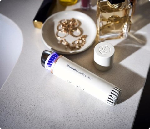 Therabody TheraFace Depuffing Wand (biały) - różdżka do pielęgnacji twarzy