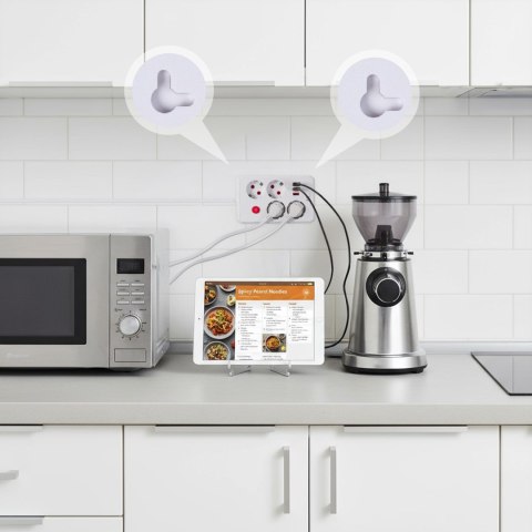 MACLEAN LISTWA ZASILAJĄCA, PRZEDŁUŻACZ 4 GNIAZDA + 3XUSB, 110-240V AC 50/60HZ, 2.1A MAX 2500W, 3M, BIAŁA MCE393 W