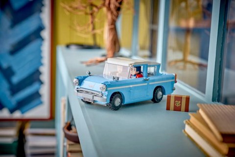 LEGO Harry Potter 76470 Latający Ford Anglia