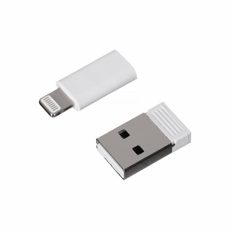 Activejet smycz z przewodem do ładowania 3w1 biała. Końcówki z różnymi złączami: USB-C, Adapter Lightning, USB-A.