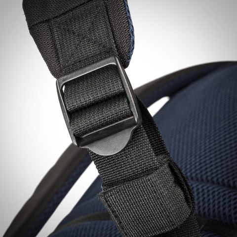 RIVACASE PLECAK NA LAPTOP 17,3" TEGEL, CZARNY, 23L, MATERIAŁ WODOODPORNY, KIESZENIE NA TABLET 10,1", SMARTFON, DOKUM., AKCES.