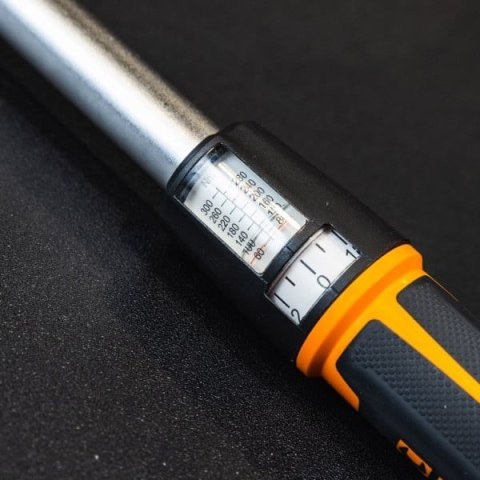 Klucz dynamometryczny (PL: ) 1/2", zakres momentów: 40-200 Nm, dł.: 47 cm