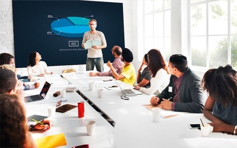 Epson EB-L630U - Projektor 3LCD - LAN