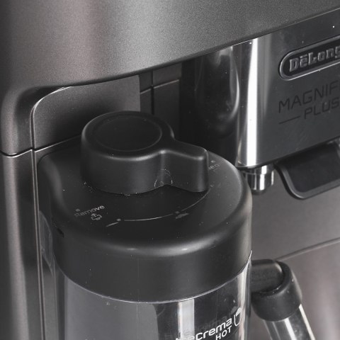 Ekspres ciśnieniowy DeLonghi ECAM 320.70.TB (OUTLET)