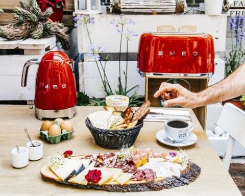 SMEG skrudintuvas TSF02RDEU